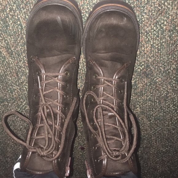 Brown Boots - Picture 3 of 3